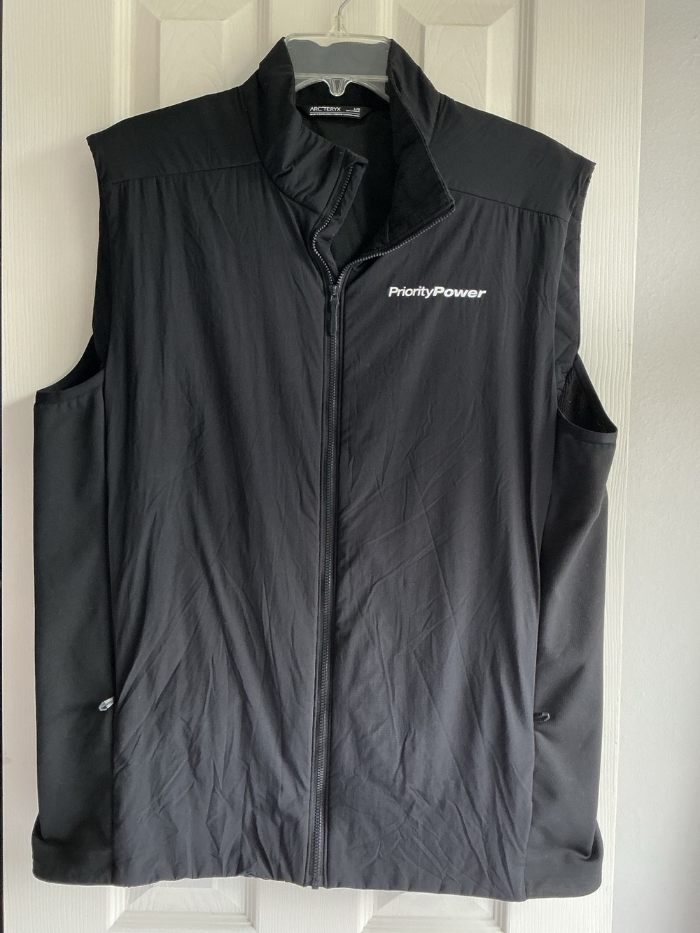Arc’teryx Men’s Black Insulated Vest Size L PriorityPower